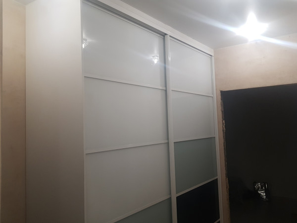 Угловой шкаф-купе