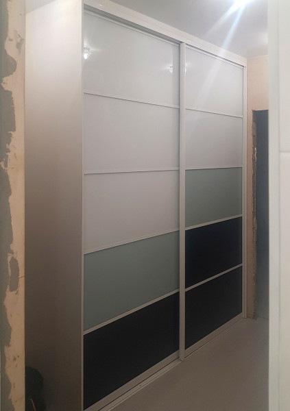 Угловой шкаф-купе